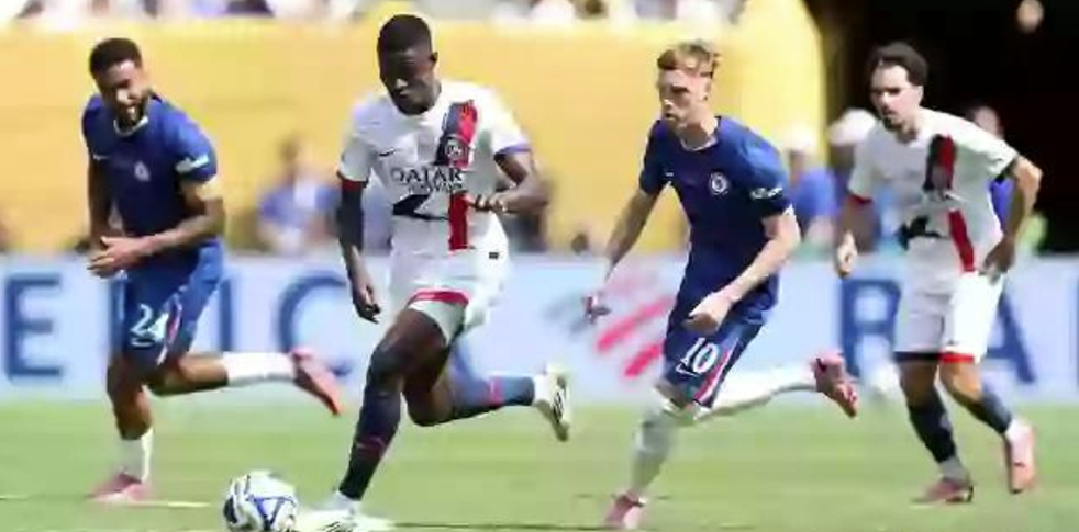 FIFA“超时中场秀”：规则与娱乐的激烈碰撞